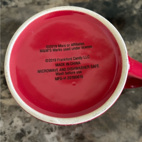 M&M’s Mug Red “Wanna Hear a Joke? Decaf.” Mar’s 2019 Collectors Cup Drinkware - Picture 3 of 5